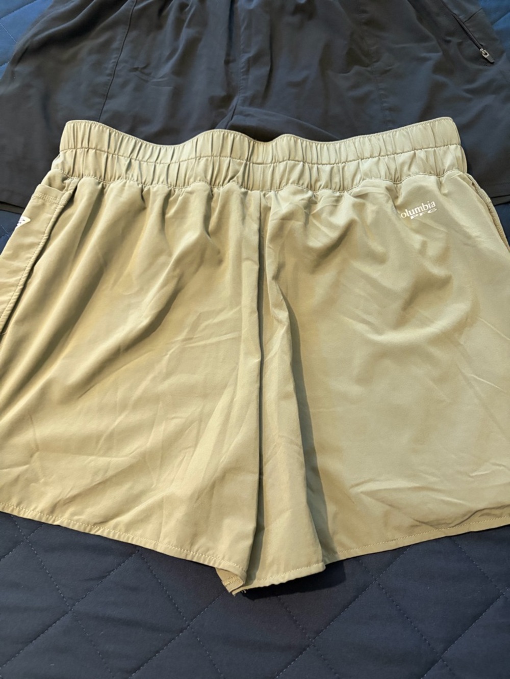 Columbia Women's Athletic Shorts in Black and Tan - Picture 6 of 8